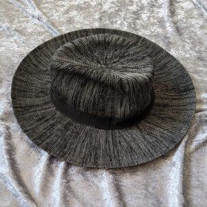 Grey + black straw style fedora sun hat